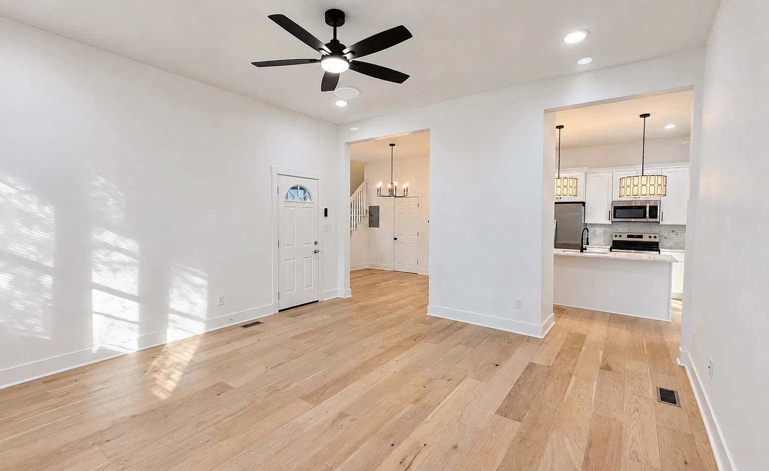 1524 Prospect Ave — Photo 3