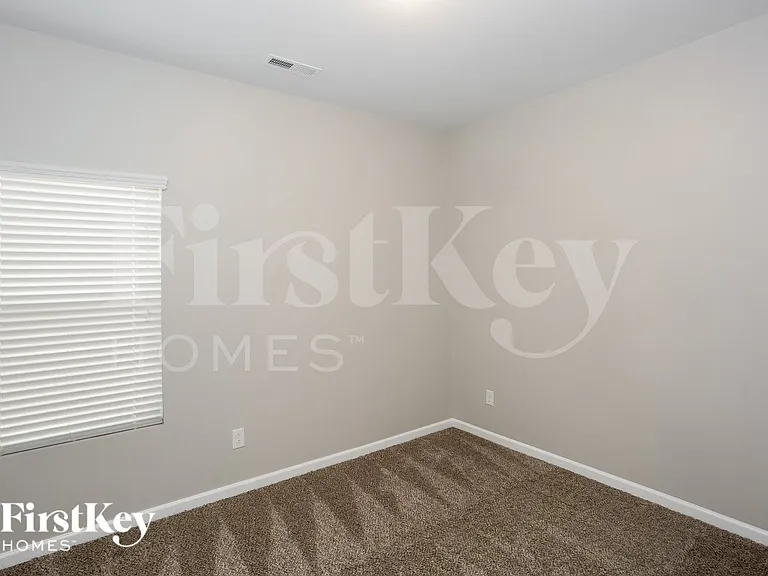 3516 Larkhaven Ave SW — Photo 12