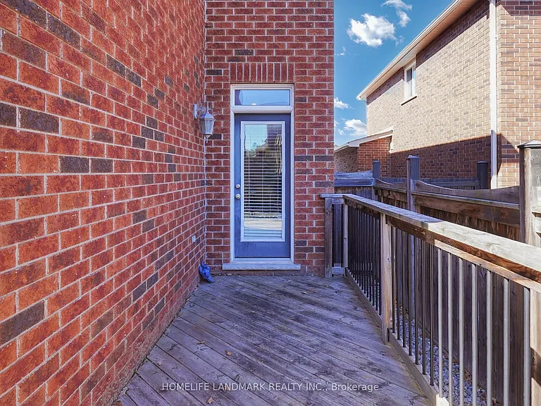 73 Graihawk Dr — Photo 36