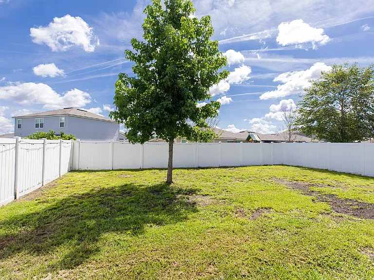2989 Rock Creek Ct — Photo 32