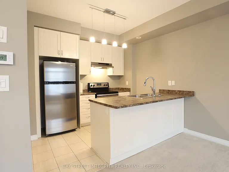 2435 Greenwich Dr #39 — Photo 14