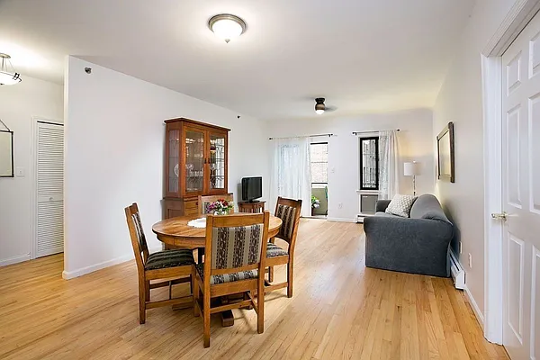 Rented by Compass | media 11