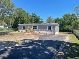 6126 Mangrove Dr, Zephyrhills, FL 33544