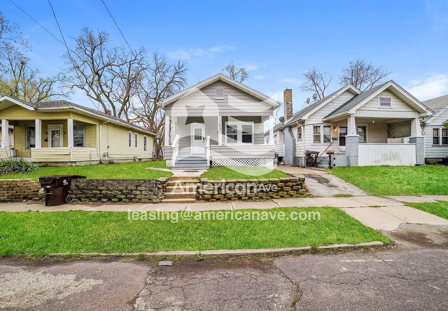 2 bed, 1.0 bath, 878 sqft, $1,065 — Photo 2