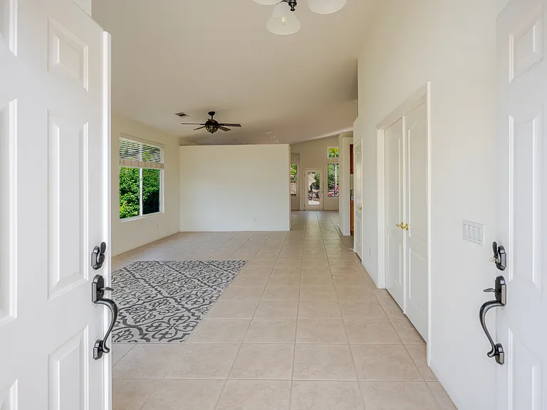 39658 Calle Azucar — Photo 8