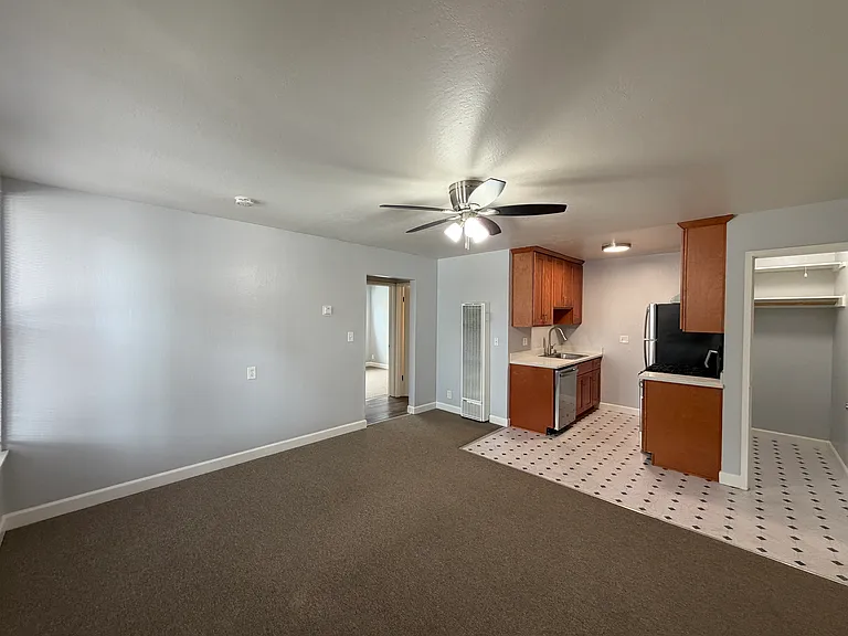 475 Alcatraz Ave — Photo 6