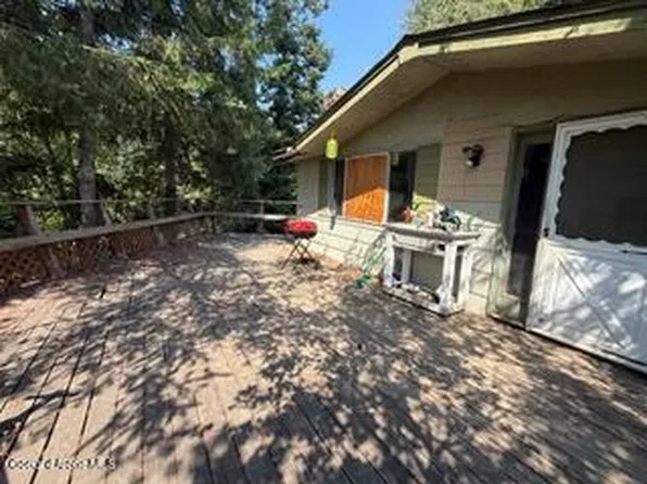 290 Ahrs Loop, Saint Maries, ID 83861