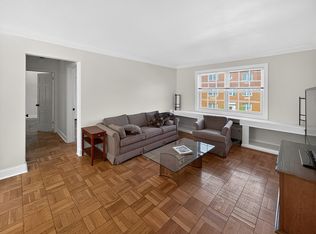 1706 W Abingdon Dr APT 202, Alexandria, VA 22314