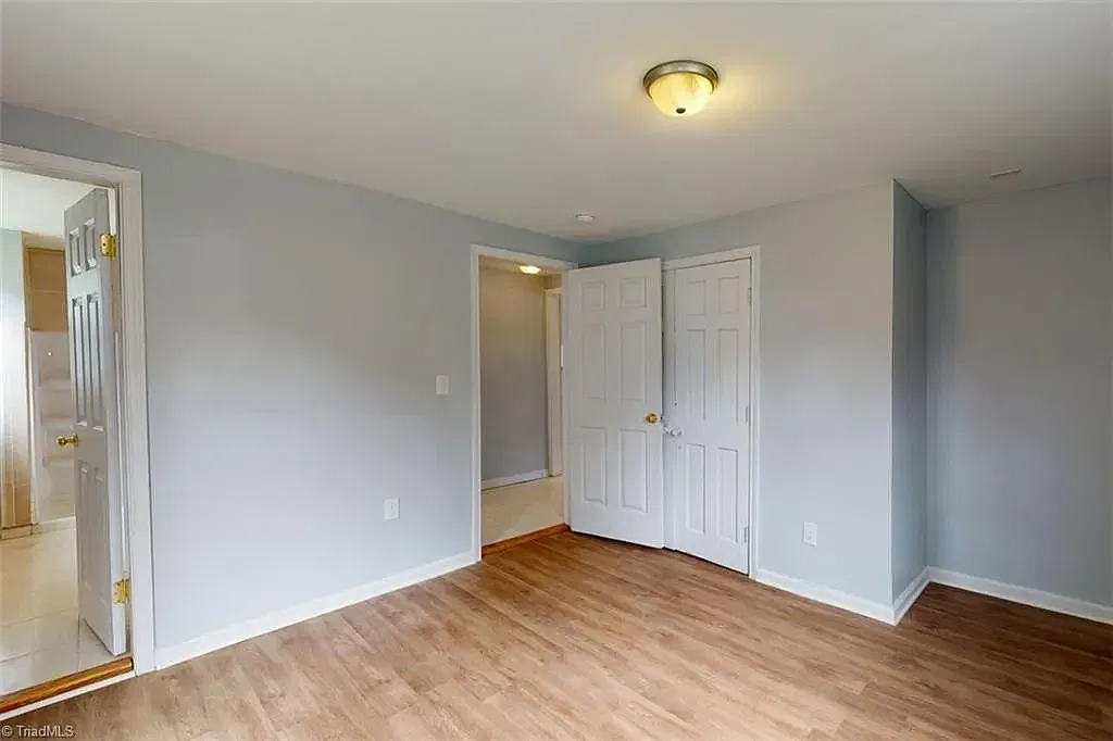 5 bed, 1500 sqft, $1,550 — Photo 3