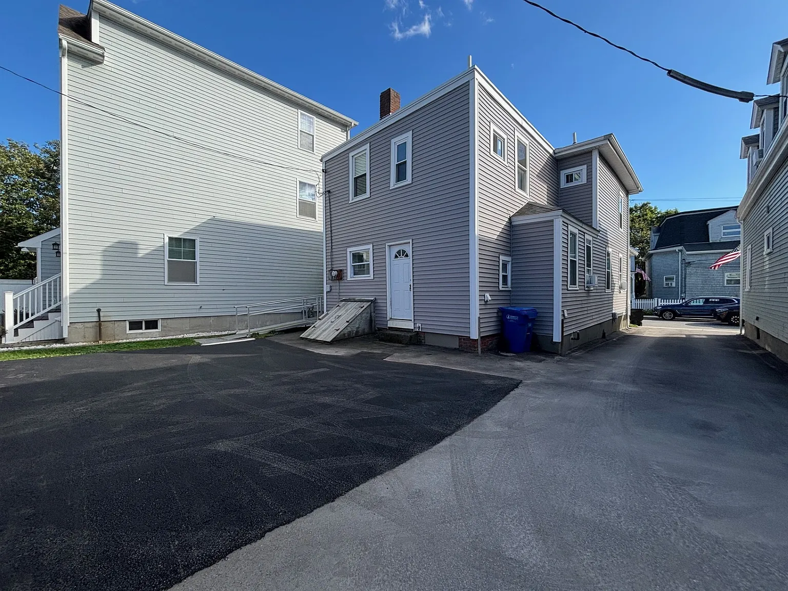 5 bed, 1632 sqft, $4,500 — Photo 2