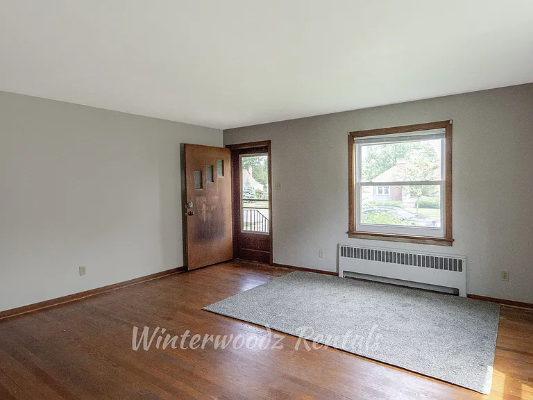 1432 Porlier St #1 — Photo 2