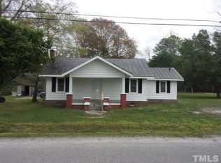 304 E Goldsboro St, Kenly, NC 27542