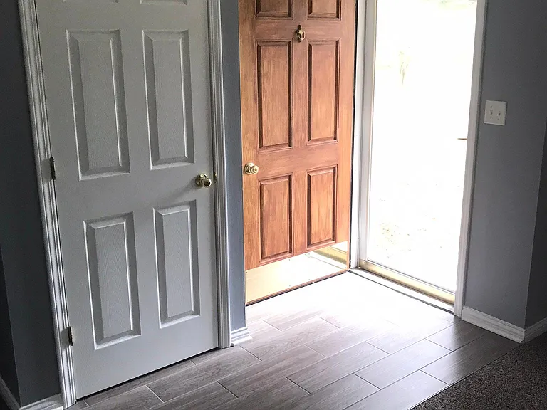 13852 W County Line Rd #C — Photo 5