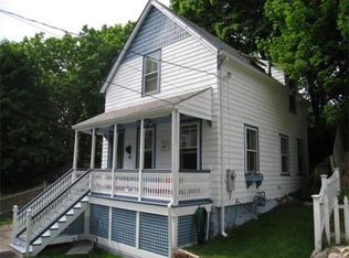 8R Gerring Rd #B, Gloucester, MA 01930