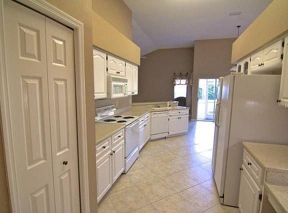 3rd image of 8913 Breland Dr