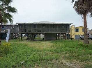 311 Coral Ct, Surfside Beach, TX 77541