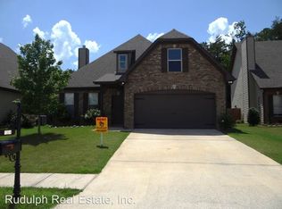 1304 Washington Dr, Moody, AL 35004