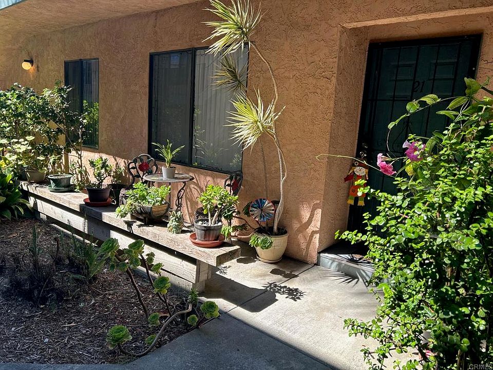 1st image of 552 Canyon Dr Unit 21