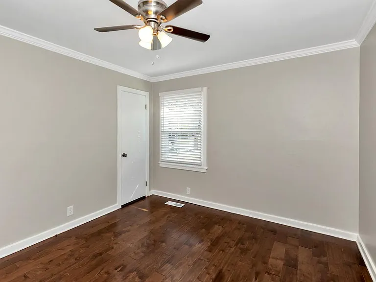 3116 Hale Dr SW — Photo 9