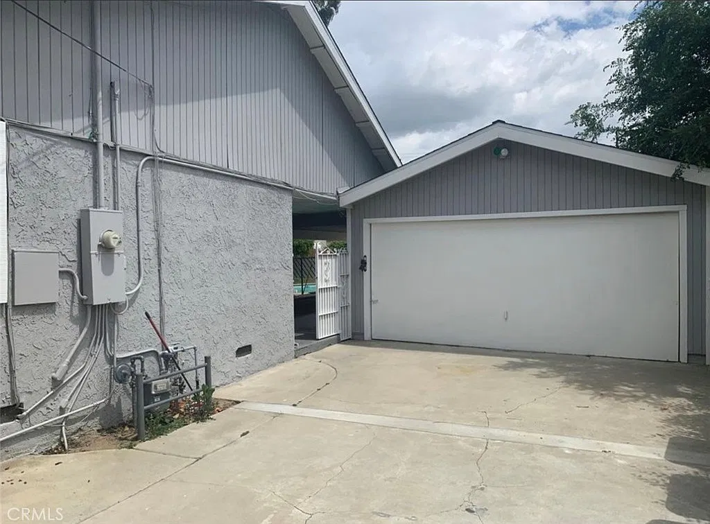 3 bed, 1432 sqft, $3,400 — Photo 3