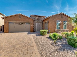 2421 E Lindrick Dr, Gilbert, AZ 85298