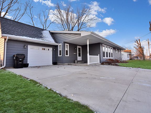 3rd image of 617 S Gray Dr