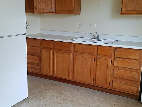 4th image of 9632 Ivanhoe Ave APT 2