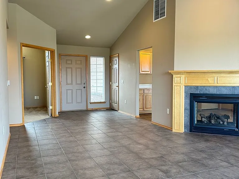 1264 Wheatridge Dr — Photo 5