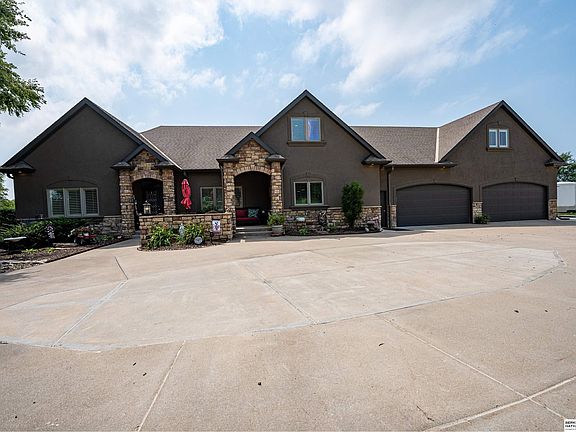 3rd image of 9056 S 232nd Cir