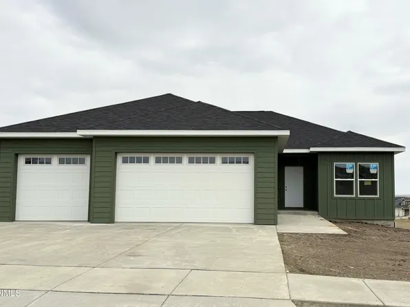 3010 29th Ave W, Williston, ND 58801