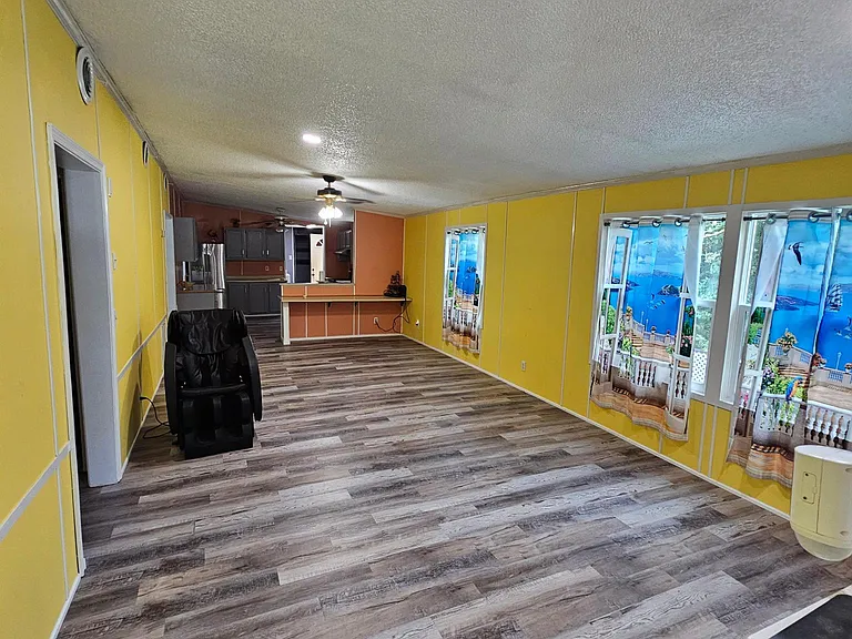 1256 Hawk Ave — Photo 20