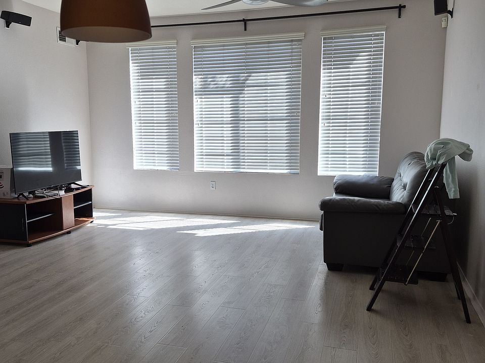 1st image of 2401 E Rio Salado Pkwy Unit 1186