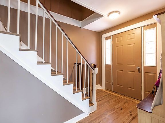 5th image of 6 Webber Hill Road