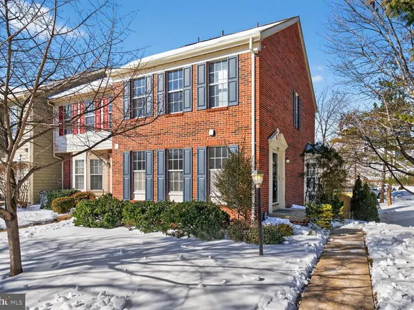 7000 Gatton Sq, Alexandria, VA 22315