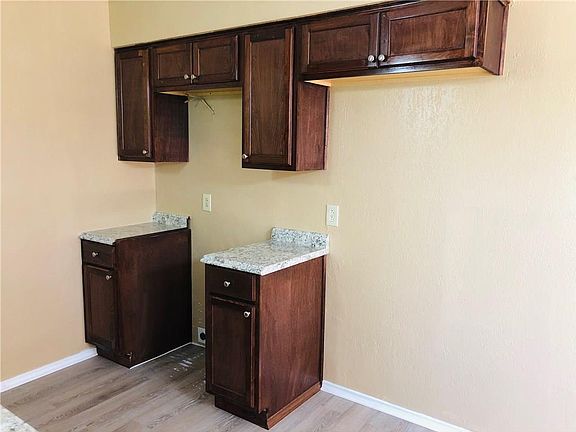 5th image of 4912 Eastover Ave