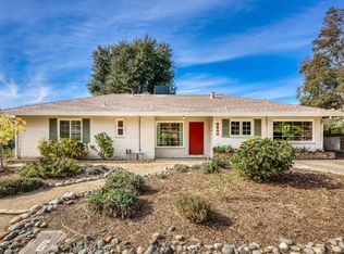 4940 Flora Vista Ln, Sacramento, CA 95822