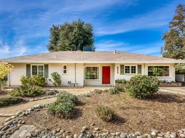 4940 Flora Vista Ln, Sacramento, CA 95822