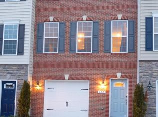 122 Tree Line Dr, Fredericksburg, VA 22405