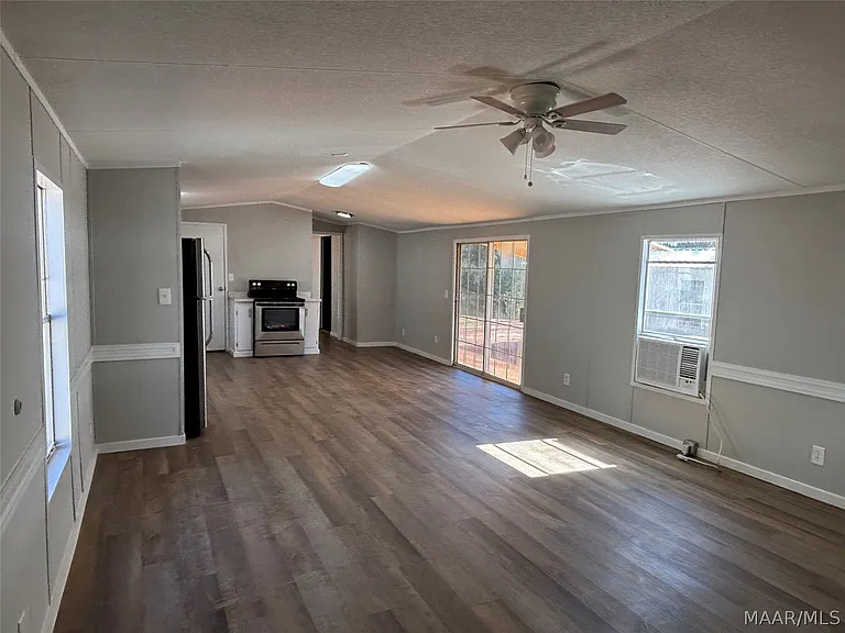 1328 Gator Hill Dr — Photo 6