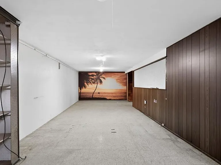 808 Bella Ln — Photo 11