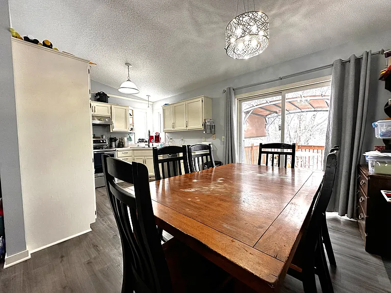 656 Joes Lake Rd SE — Photo 4
