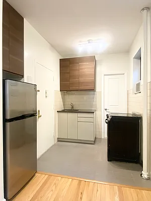 Rented by Oxford Property Group | media 8