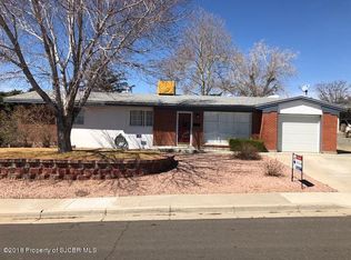 3605 Crescent Ave, Farmington, NM 87401
