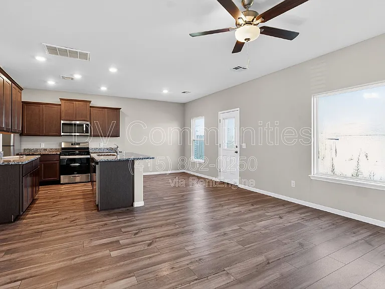 1712 Amaranth Ln — Photo 14