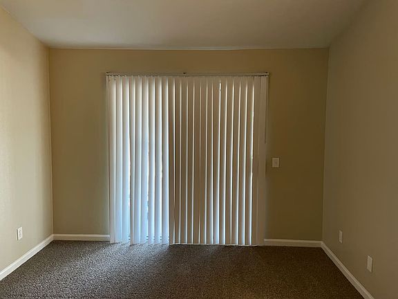 2nd image of 417 S Tamarisk Ave