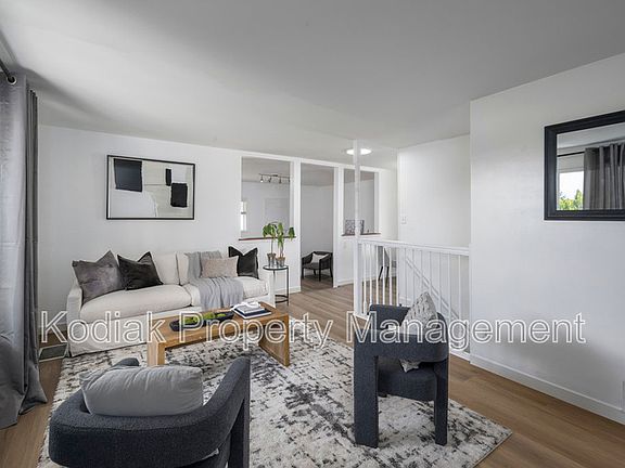 3rd image of 2787 E Bengal Blvd