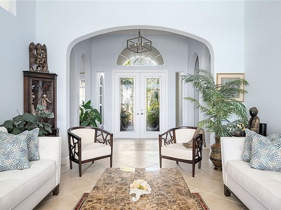 4th image of 8255 Meredith Pl