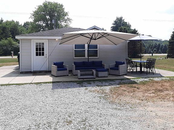4th image of 4112 W Sanilac Rd