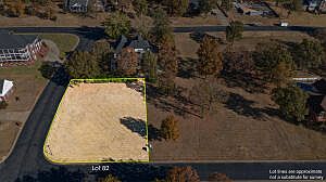 2nd image of 82 Castle Rock Dr
