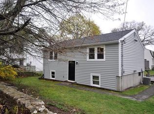 15 Canterbury St, Billerica, MA 01821